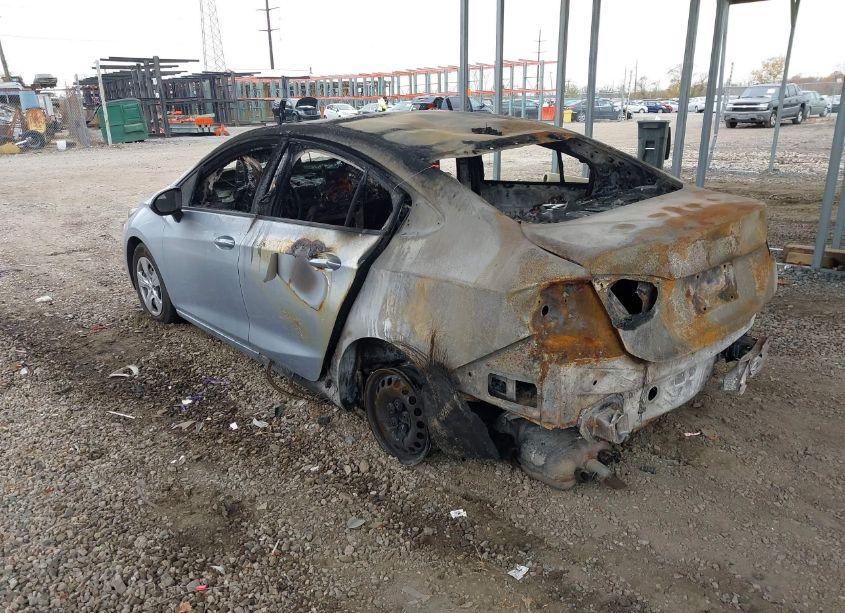 Photo 3 of 2017 Chevrolet Cruze LS AUTO (VIN 1G1BC5SM4H7129755)