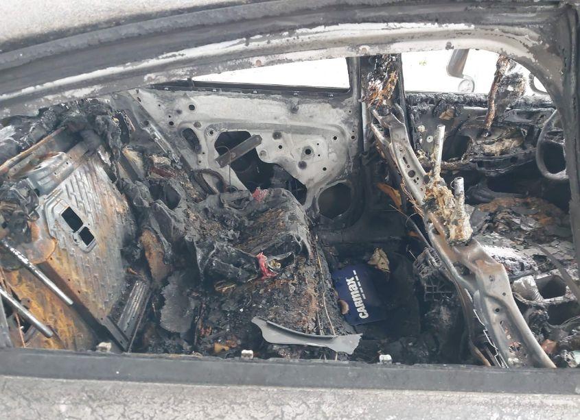 Photo 8 of 2017 Chevrolet Cruze LS AUTO (VIN 1G1BC5SM4H7129755)