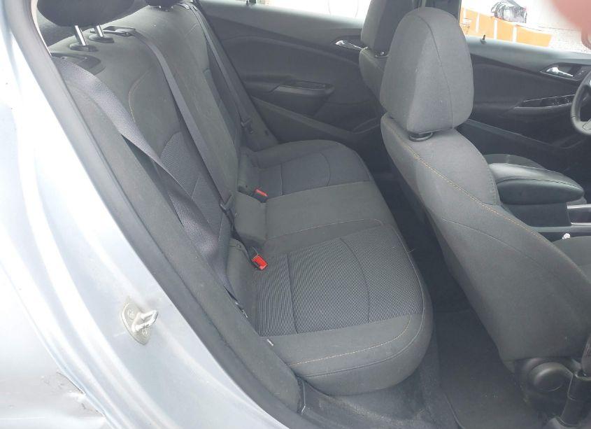 Photo 8 of 2017 Chevrolet Cruze LS AUTO (VIN 1G1BC5SM4H7142568)