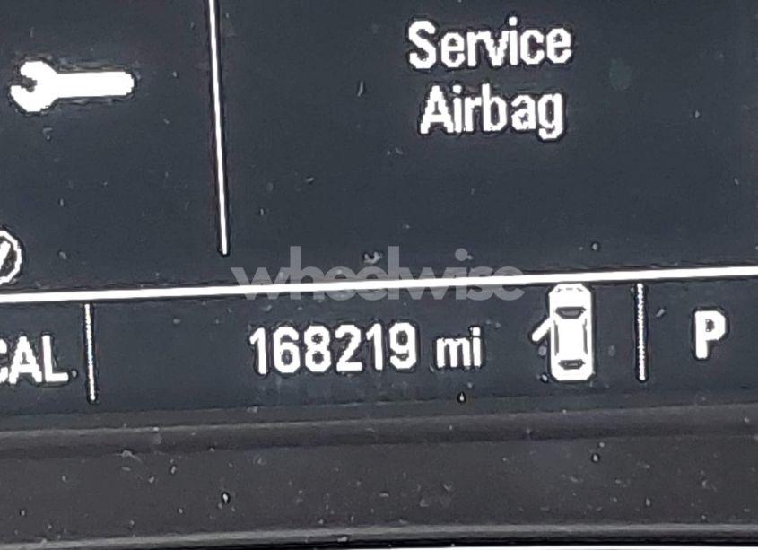 Photo 15 of 2017 Chevrolet Cruze LS AUTO (VIN 1G1BC5SM4H7175375)