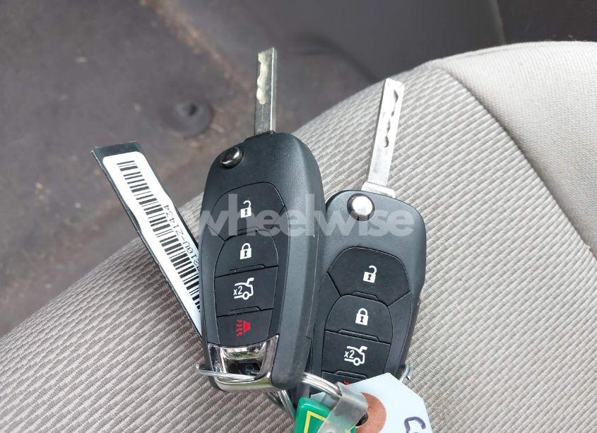 Photo 11 of 2017 Chevrolet Cruze LS AUTO (VIN 1G1BC5SM4H7178485)