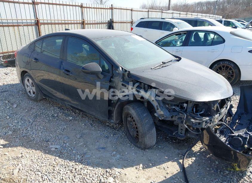 2017 Chevrolet Cruze LS AUTO (VIN 1G1BC5SM4H7183430) main photo