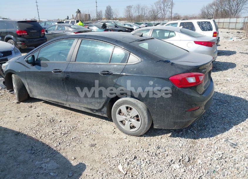 Photo 3 of 2017 Chevrolet Cruze LS AUTO (VIN 1G1BC5SM4H7183430)