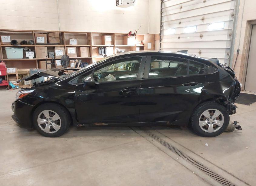 Photo 15 of 2017 Chevrolet Cruze LS AUTO (VIN 1G1BC5SM4H7202414)