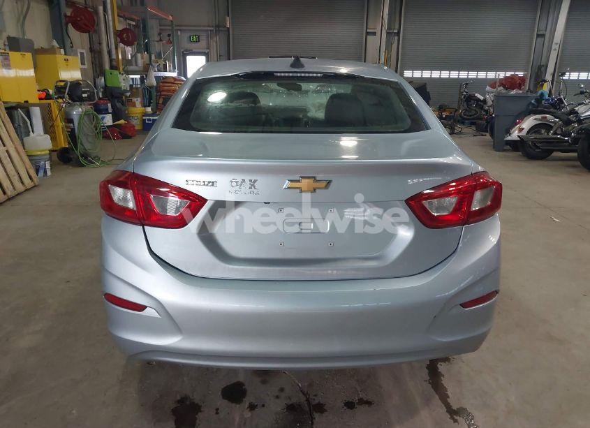 Photo 17 of 2017 Chevrolet Cruze LS AUTO (VIN 1G1BC5SM4H7216586)