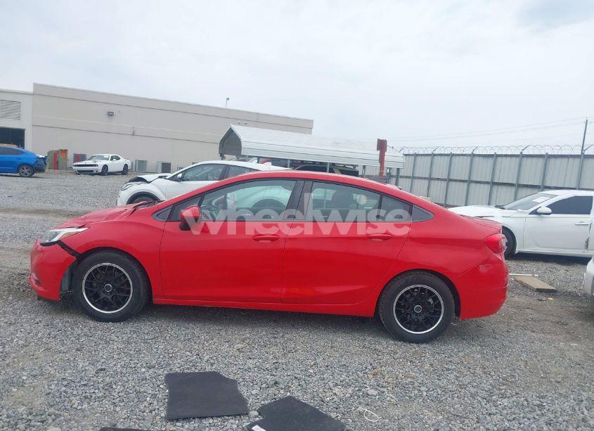 Photo 14 of 2017 Chevrolet Cruze LS AUTO (VIN 1G1BC5SM4H7250379)