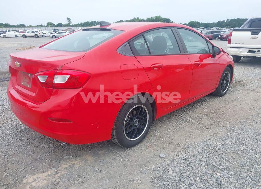 Photo 4 of 2017 Chevrolet Cruze LS AUTO (VIN 1G1BC5SM4H7250379)