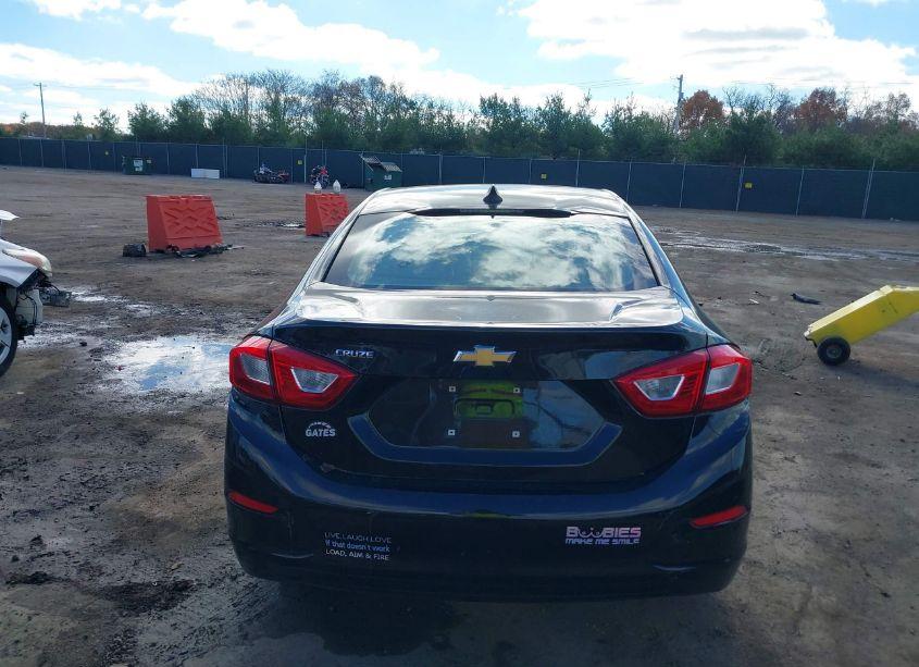 Photo 16 of 2017 Chevrolet Cruze LS AUTO (VIN 1G1BC5SM4H7269482)