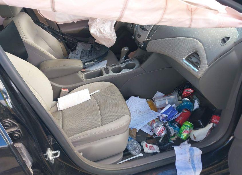 Photo 5 of 2017 Chevrolet Cruze LS AUTO (VIN 1G1BC5SM4H7269482)