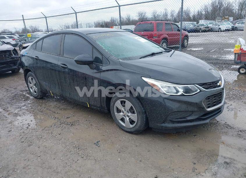 2017 Chevrolet Cruze LS AUTO (VIN 1G1BC5SM4H7272544) main photo