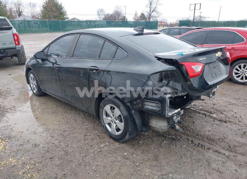 Photo 3 of 2017 Chevrolet Cruze LS AUTO (VIN 1G1BC5SM4H7272544)