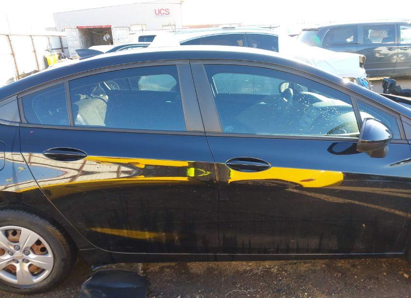 Photo 14 of 2017 Chevrolet Cruze LS AUTO (VIN 1G1BC5SM4H7280594)