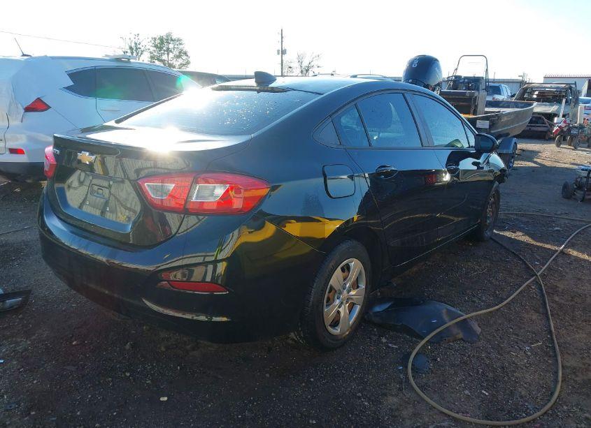 Photo 4 of 2017 Chevrolet Cruze LS AUTO (VIN 1G1BC5SM4H7280594)