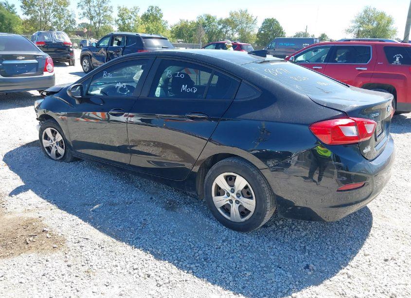 Photo 3 of 2018 Chevrolet Cruze LS AUTO (VIN 1G1BC5SM4J7118891)
