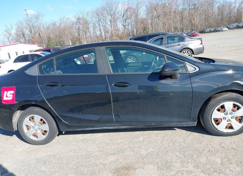 Photo 12 of 2018 Chevrolet Cruze LS AUTO (VIN 1G1BC5SM4J7145217)