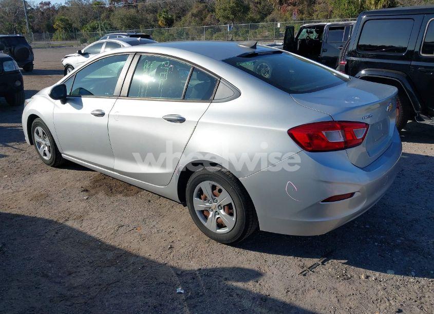 Photo 3 of 2018 Chevrolet Cruze LS AUTO (VIN 1G1BC5SM4J7154998)
