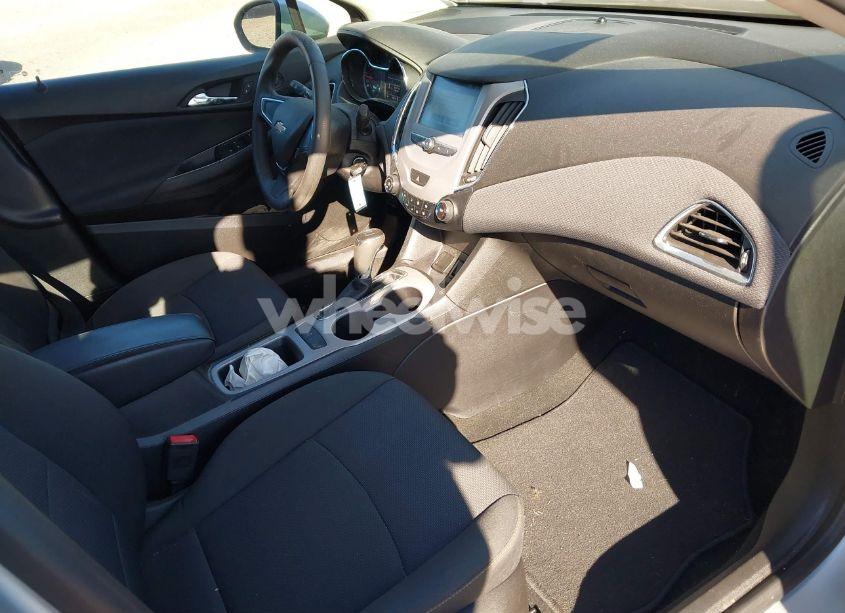 Photo 5 of 2018 Chevrolet Cruze LS AUTO (VIN 1G1BC5SM4J7168206)