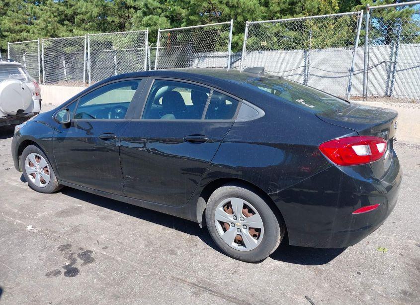 Photo 3 of 2018 Chevrolet Cruze LS AUTO (VIN 1G1BC5SM4J7193655)