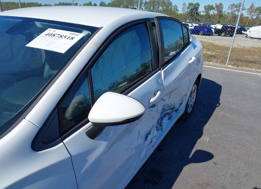 Photo 17 of 2018 Chevrolet Cruze LS AUTO (VIN 1G1BC5SM4J7196040)