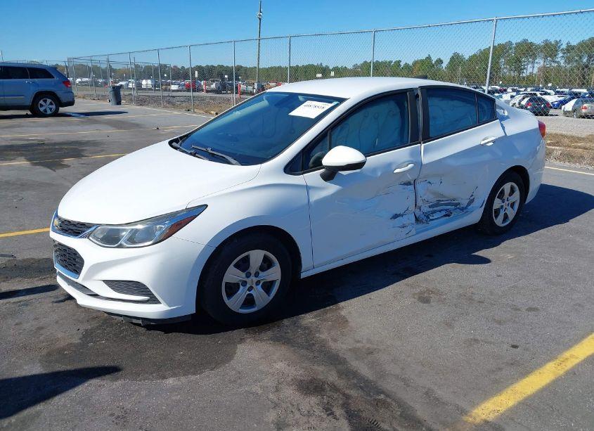 Photo 2 of 2018 Chevrolet Cruze LS AUTO (VIN 1G1BC5SM4J7196040)