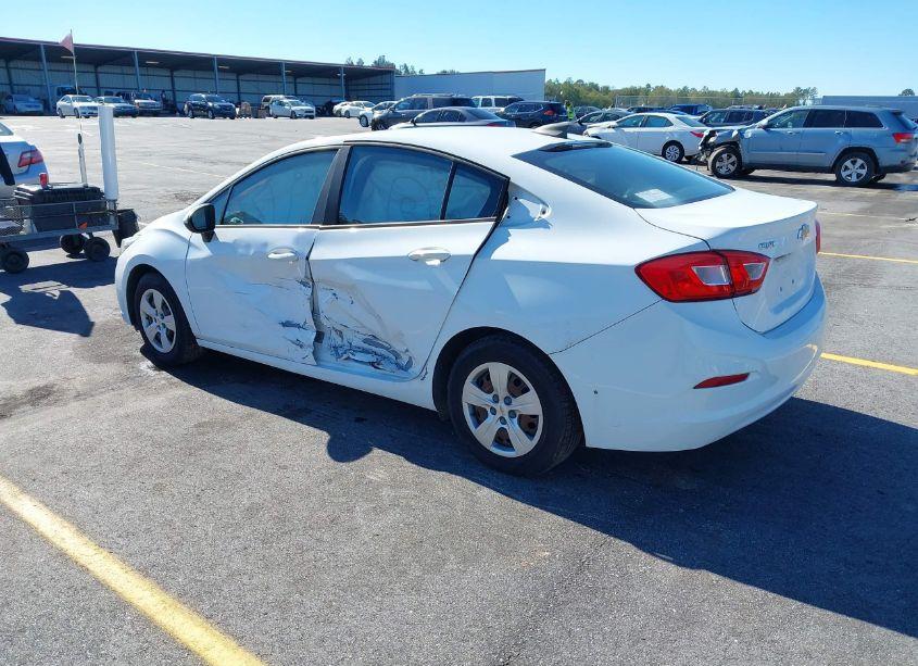 Photo 3 of 2018 Chevrolet Cruze LS AUTO (VIN 1G1BC5SM4J7196040)