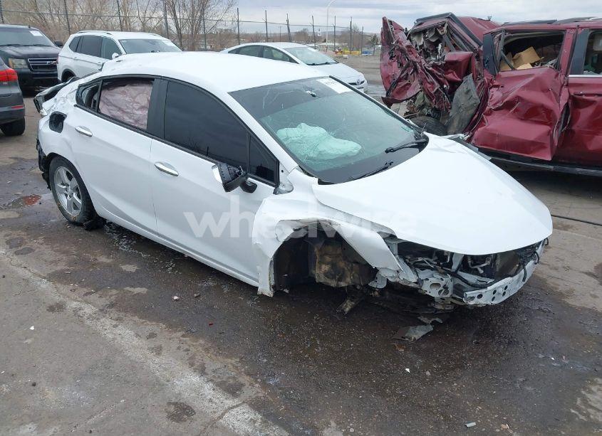 2018 Chevrolet Cruze LS AUTO (VIN 1G1BC5SM4J7228954) main photo