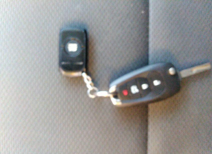 Photo 11 of 2019 Chevrolet Cruze LS (VIN 1G1BC5SM4K7119525)