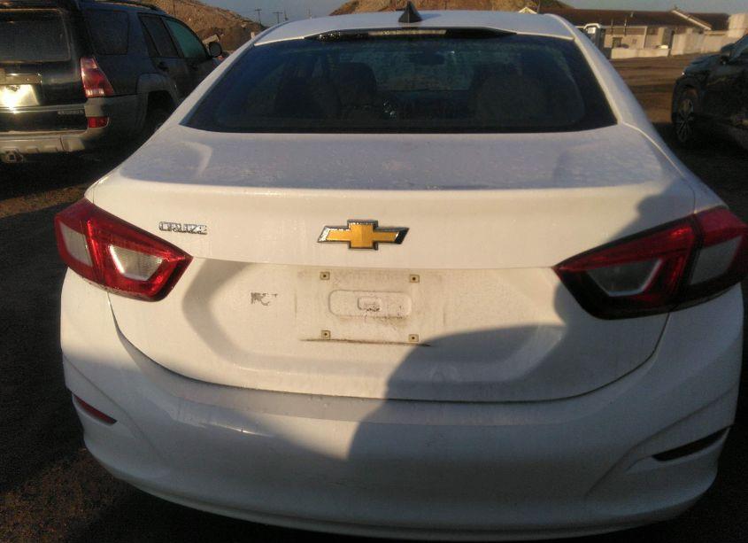 Photo 17 of 2019 Chevrolet Cruze LS (VIN 1G1BC5SM4K7119525)