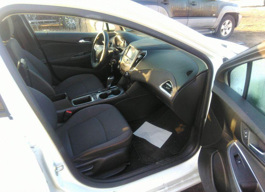 Photo 5 of 2019 Chevrolet Cruze LS (VIN 1G1BC5SM4K7119525)