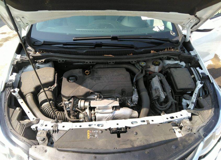 Photo 10 of 2019 Chevrolet Cruze LS (VIN 1G1BC5SM4K7129715)