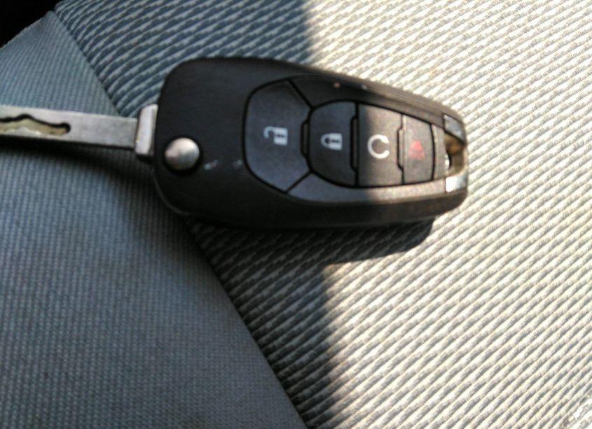 Photo 11 of 2019 Chevrolet Cruze LS (VIN 1G1BC5SM4K7129715)