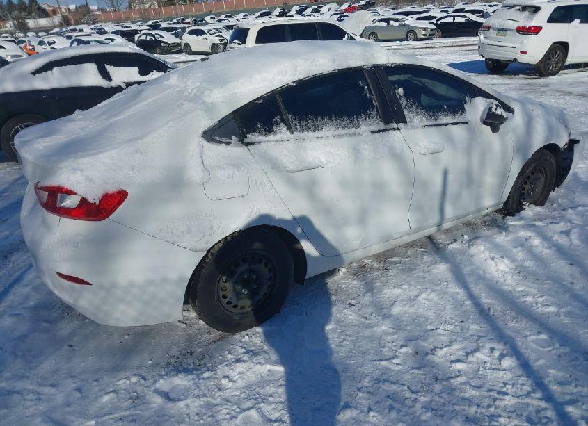 Photo 4 of 2016 Chevrolet Cruze LS AUTO (VIN 1G1BC5SM5G7231662)