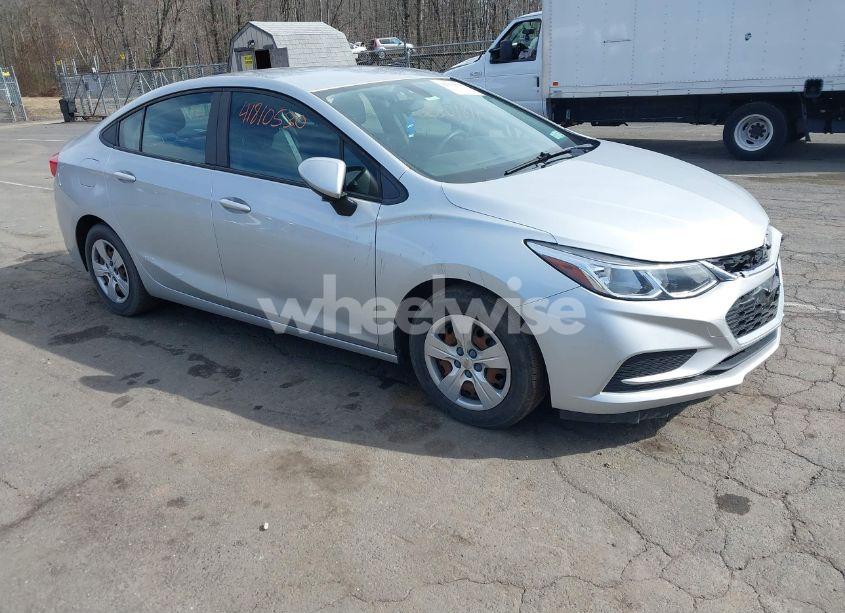 2016 Chevrolet Cruze LS AUTO (VIN 1G1BC5SM5G7240149) main photo