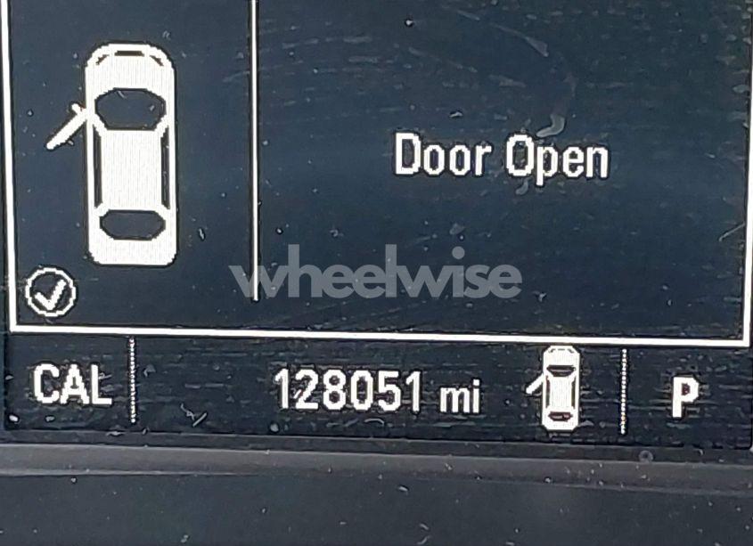 Photo 15 of 2016 Chevrolet Cruze LS AUTO (VIN 1G1BC5SM5G7265830)