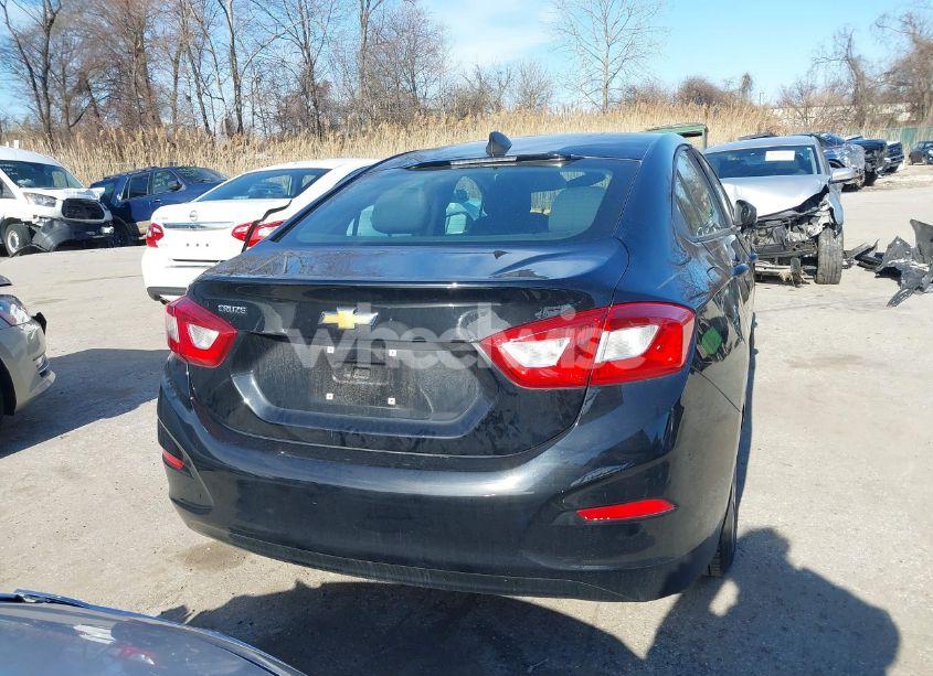 Photo 16 of 2016 Chevrolet Cruze LS AUTO (VIN 1G1BC5SM5G7265830)