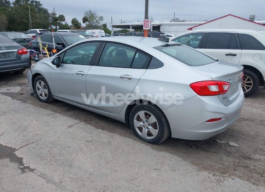 Photo 3 of 2016 Chevrolet Cruze LS AUTO (VIN 1G1BC5SM5G7289156)