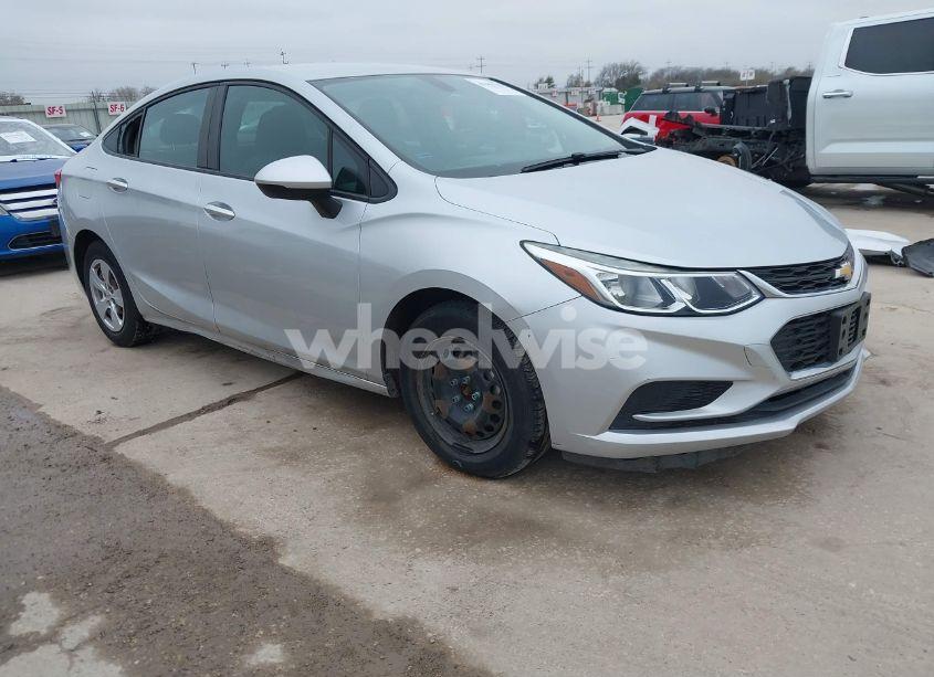 2017 Chevrolet Cruze LS AUTO (VIN 1G1BC5SM5H7121910) main photo