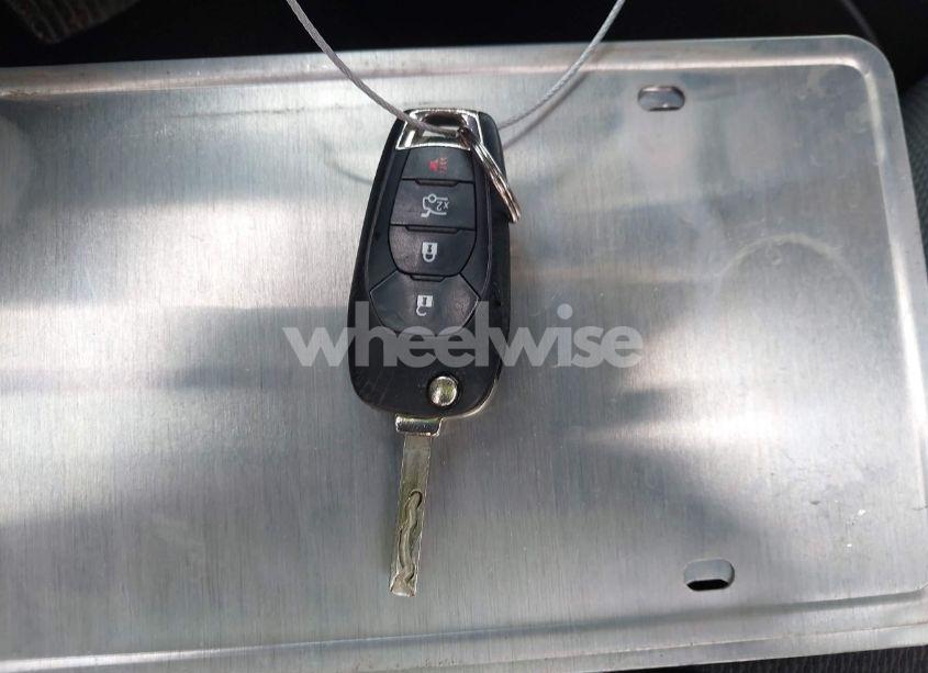 Photo 11 of 2017 Chevrolet Cruze LS AUTO (VIN 1G1BC5SM5H7121910)