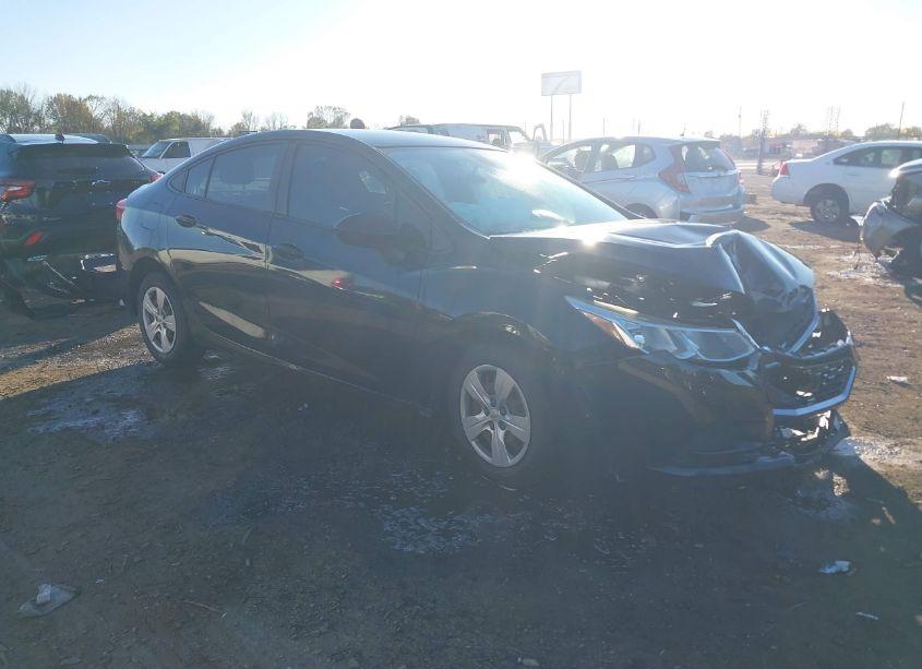 2017 Chevrolet Cruze LS AUTO (VIN 1G1BC5SM5H7124466) main photo