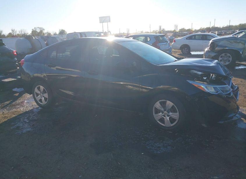 Photo 13 of 2017 Chevrolet Cruze LS AUTO (VIN 1G1BC5SM5H7124466)