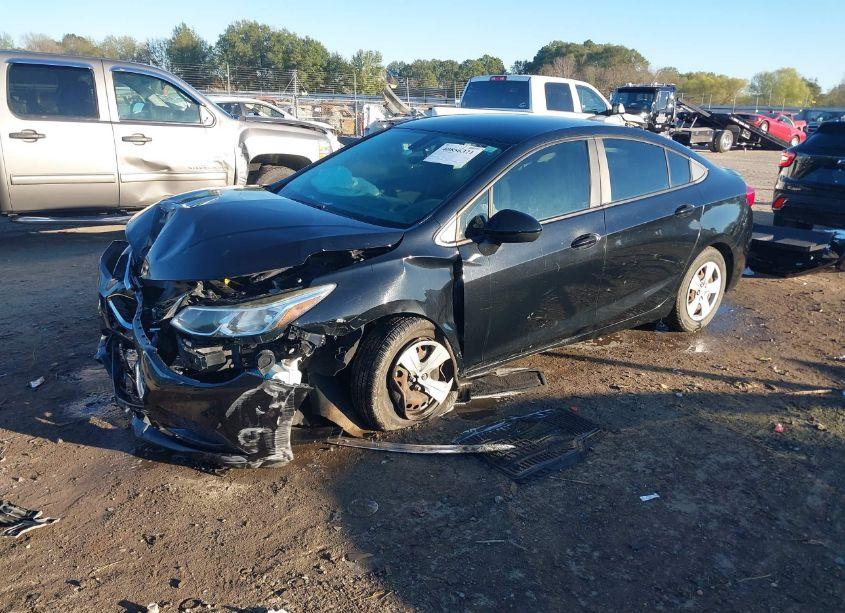 Photo 2 of 2017 Chevrolet Cruze LS AUTO (VIN 1G1BC5SM5H7124466)