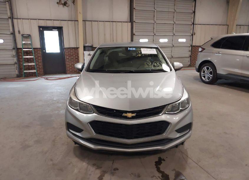 Photo 12 of 2017 Chevrolet Cruze LS AUTO (VIN 1G1BC5SM5H7134866)
