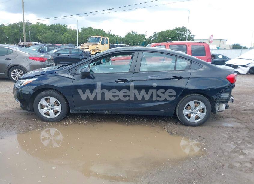 Photo 15 of 2017 Chevrolet Cruze LS AUTO (VIN 1G1BC5SM5H7274366)