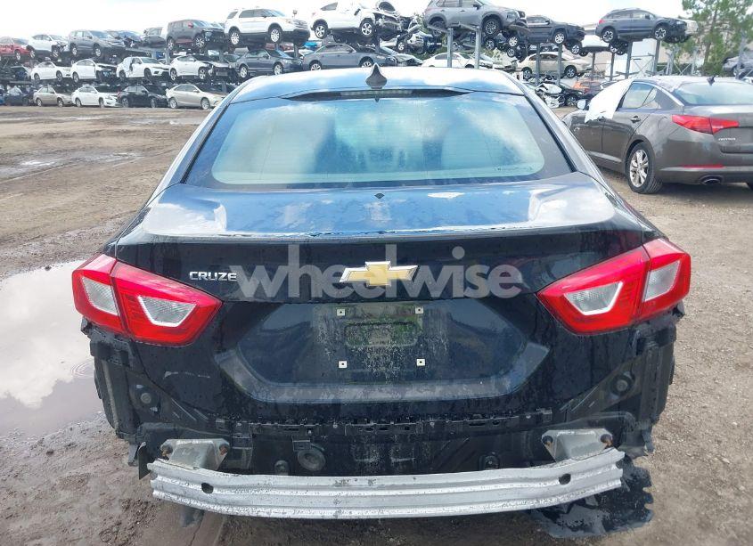 Photo 17 of 2017 Chevrolet Cruze LS AUTO (VIN 1G1BC5SM5H7274366)