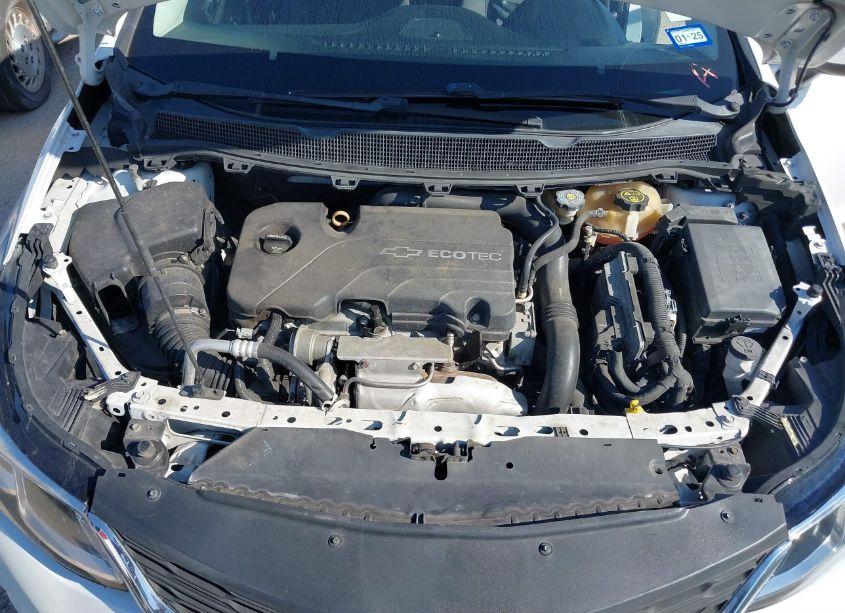 Photo 10 of 2018 Chevrolet Cruze LS AUTO (VIN 1G1BC5SM5J7103591)