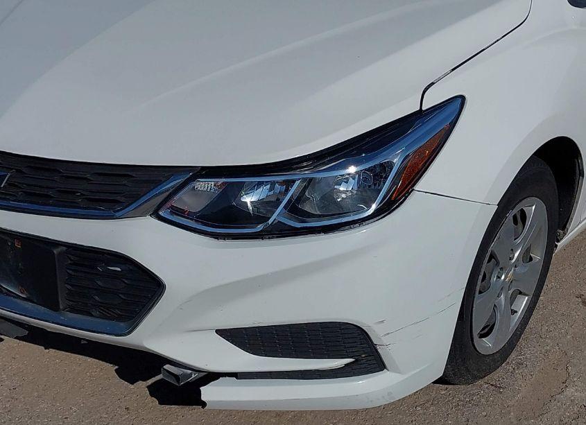 Photo 18 of 2018 Chevrolet Cruze LS AUTO (VIN 1G1BC5SM5J7103591)