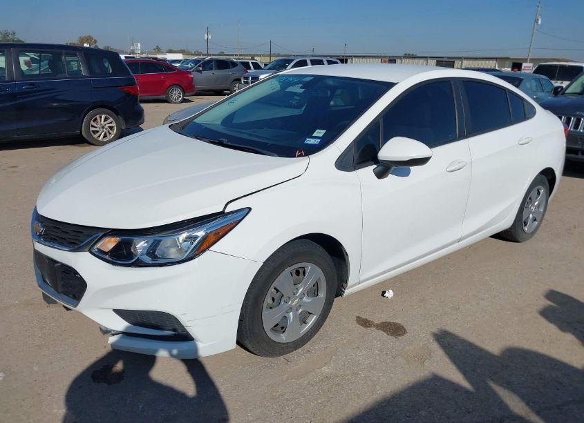 Photo 2 of 2018 Chevrolet Cruze LS AUTO (VIN 1G1BC5SM5J7103591)
