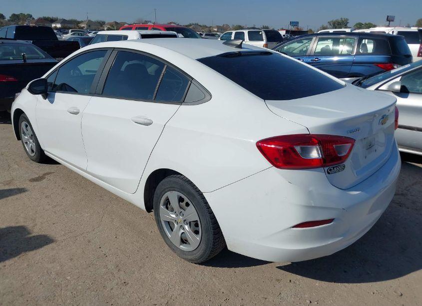 Photo 3 of 2018 Chevrolet Cruze LS AUTO (VIN 1G1BC5SM5J7103591)