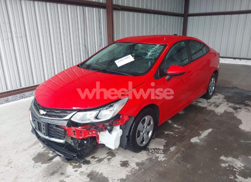 Photo 2 of 2018 Chevrolet Cruze LS AUTO (VIN 1G1BC5SM5J7142147)