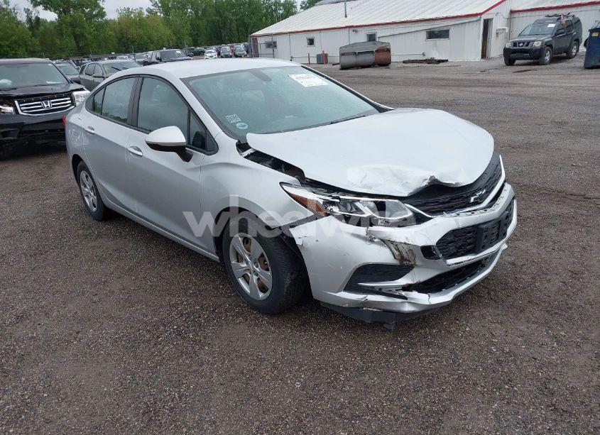 2018 Chevrolet Cruze LS AUTO (VIN 1G1BC5SM5J7202671) main photo